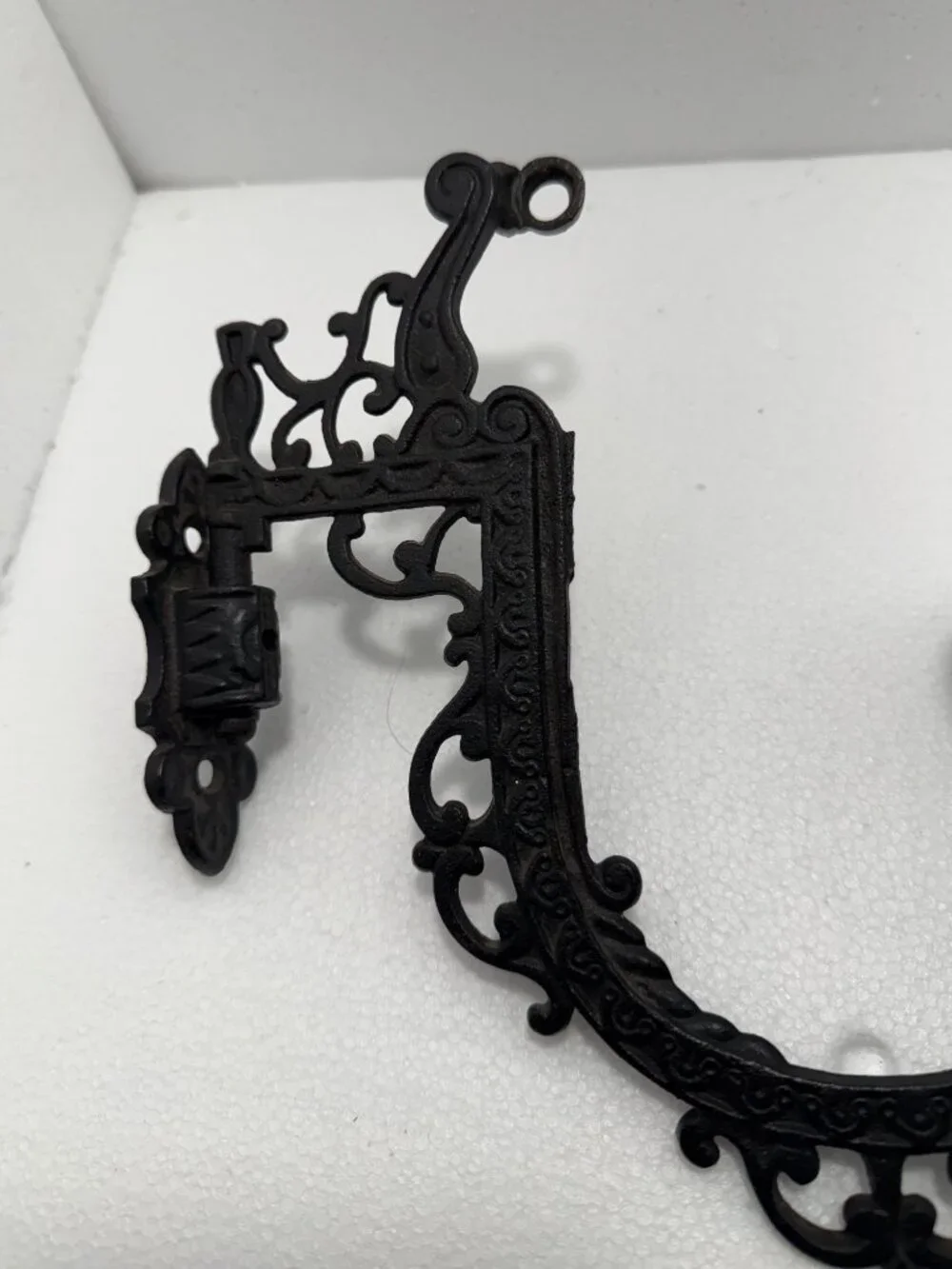 Early 20th Century Victorian Cast Iron Oil Lamp Holder With Mounting Bracket